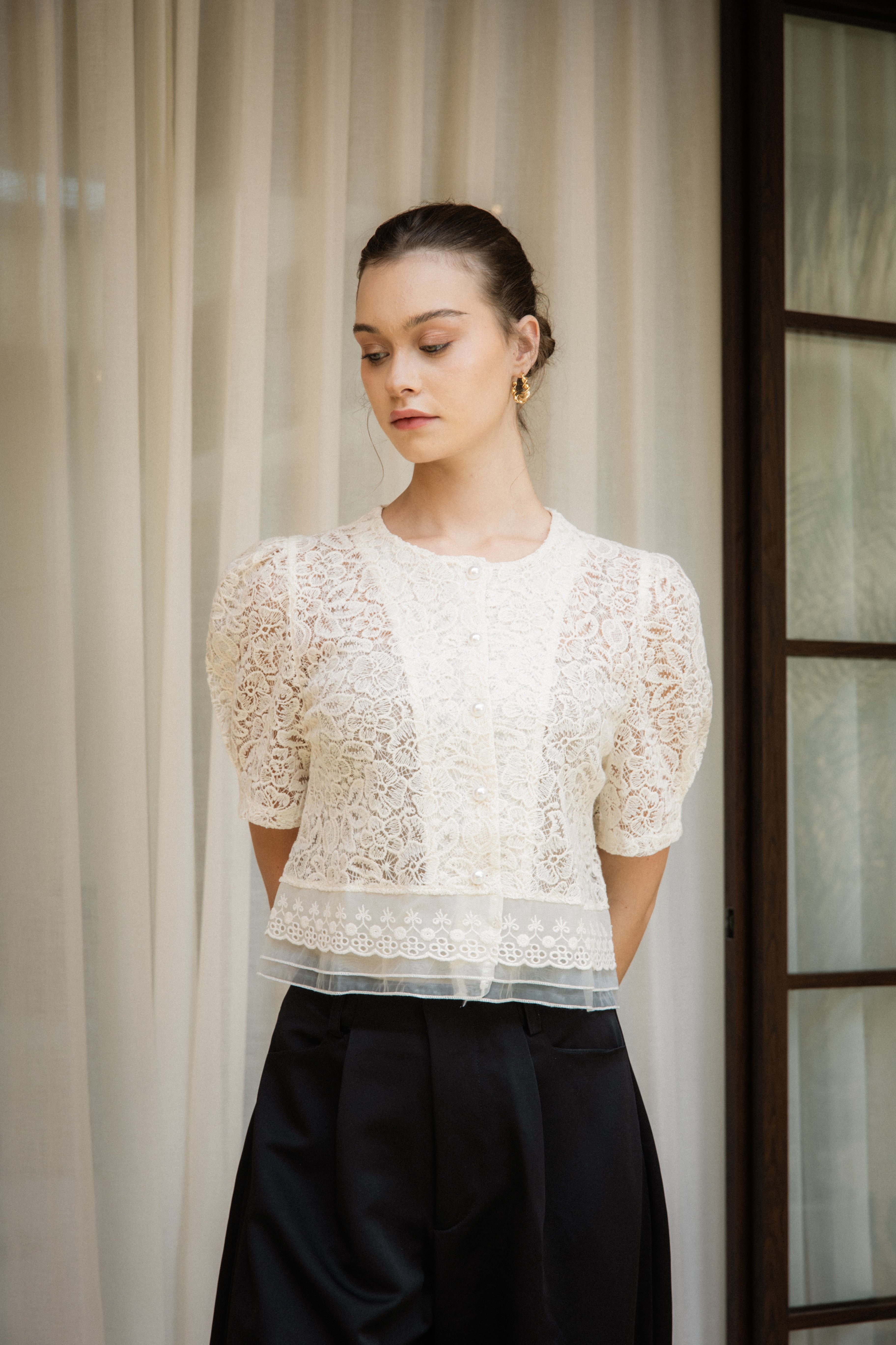 Veira Cropped Blouse